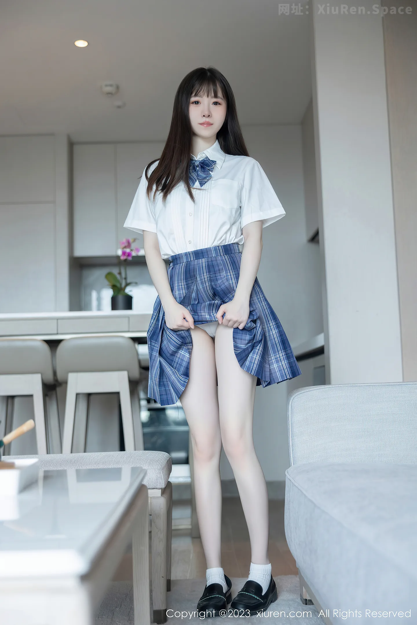 图片[6]-[XiuRen秀人网] VOL.6993 模特林悠悠白色上衣配格子短裙露浅色内衣秀曼妙身姿诱惑写真103P-秀人网官方网站